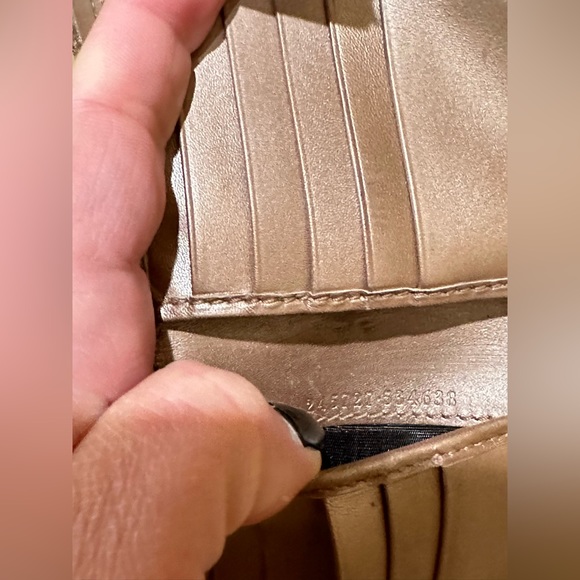 Gucci GG Interlocking Heart Bifold Wallet - Picture 4 of 10